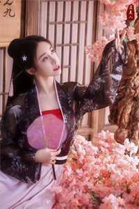 我只想抱大腿，清冷大佬却被钓疯精彩