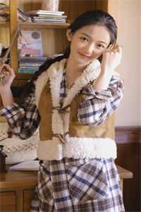 前男友身价千亿，却还是忘不了我高质量好文