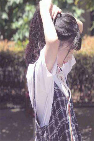 婚礼当天扎金花，我用235赢了3个A沈重蒋依依全集在线阅读下载