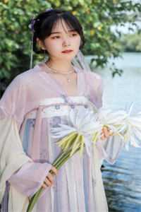 娶了绝美女神，前妻悔得满地打滚季星河南清羽完结版在线阅读最新章节在线阅读