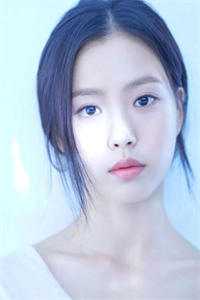 娇软贵妃替身后，吾皇从此不早朝