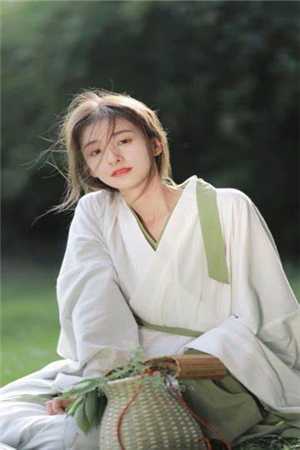 长篇小说穿成皇孙，开局保下亲爹太子之位